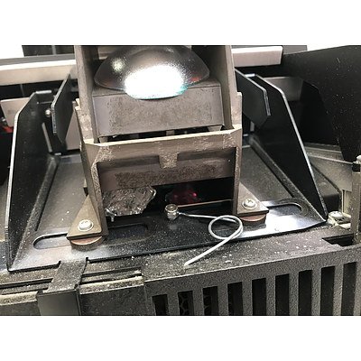 InFocus Systems LitePro 550Ls VGA DLP Projector -For Parts Or Repair
