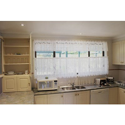 Contents of Household Kitchen