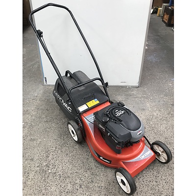 Briggs & Stratton Quantum XTS 50 Lawn Mower