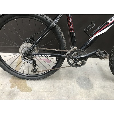 Giant Alias Mountain Bike