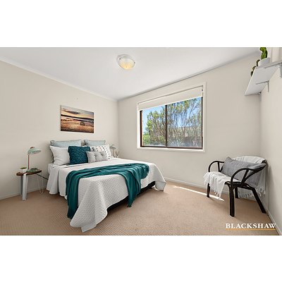 6 Guy Place, Holder ACT 2611