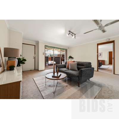 2  Davitt Close, Isaacs ACT 2607