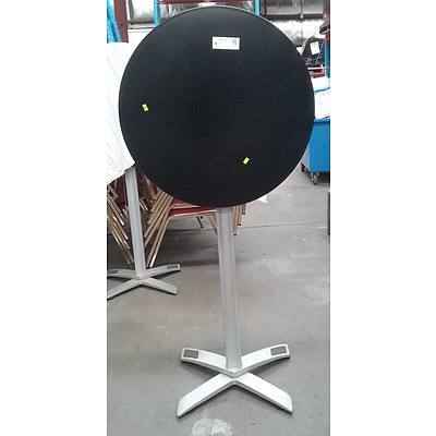 Circular Bar Tables tilt adjustable (3)