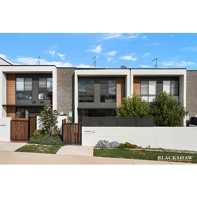42 Bernard Heinze Avenue, Moncrieff ACT 2914