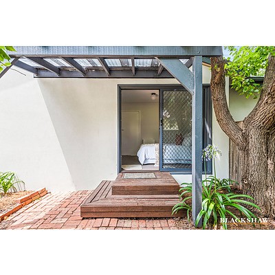 7 Glover Street, Lyneham ACT 2602