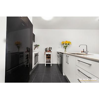 9/40 Philip Hodgins Street, Wright ACT 2611
