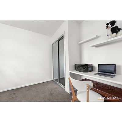 9/40 Philip Hodgins Street, Wright ACT 2611