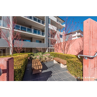 9/40 Philip Hodgins Street, Wright ACT 2611