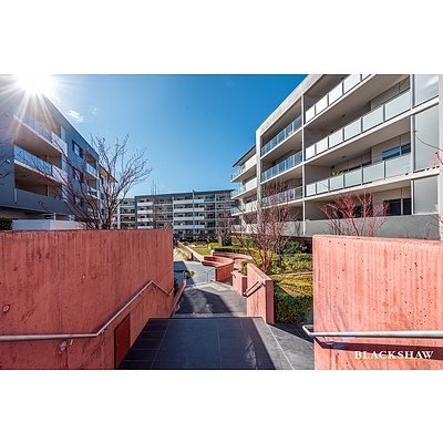 9/40 Philip Hodgins Street, Wright ACT 2611