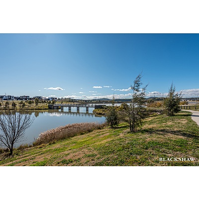 9/40 Philip Hodgins Street, Wright ACT 2611