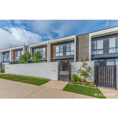 36 Bernard Heinze Avenue, Moncrieff ACT 2914