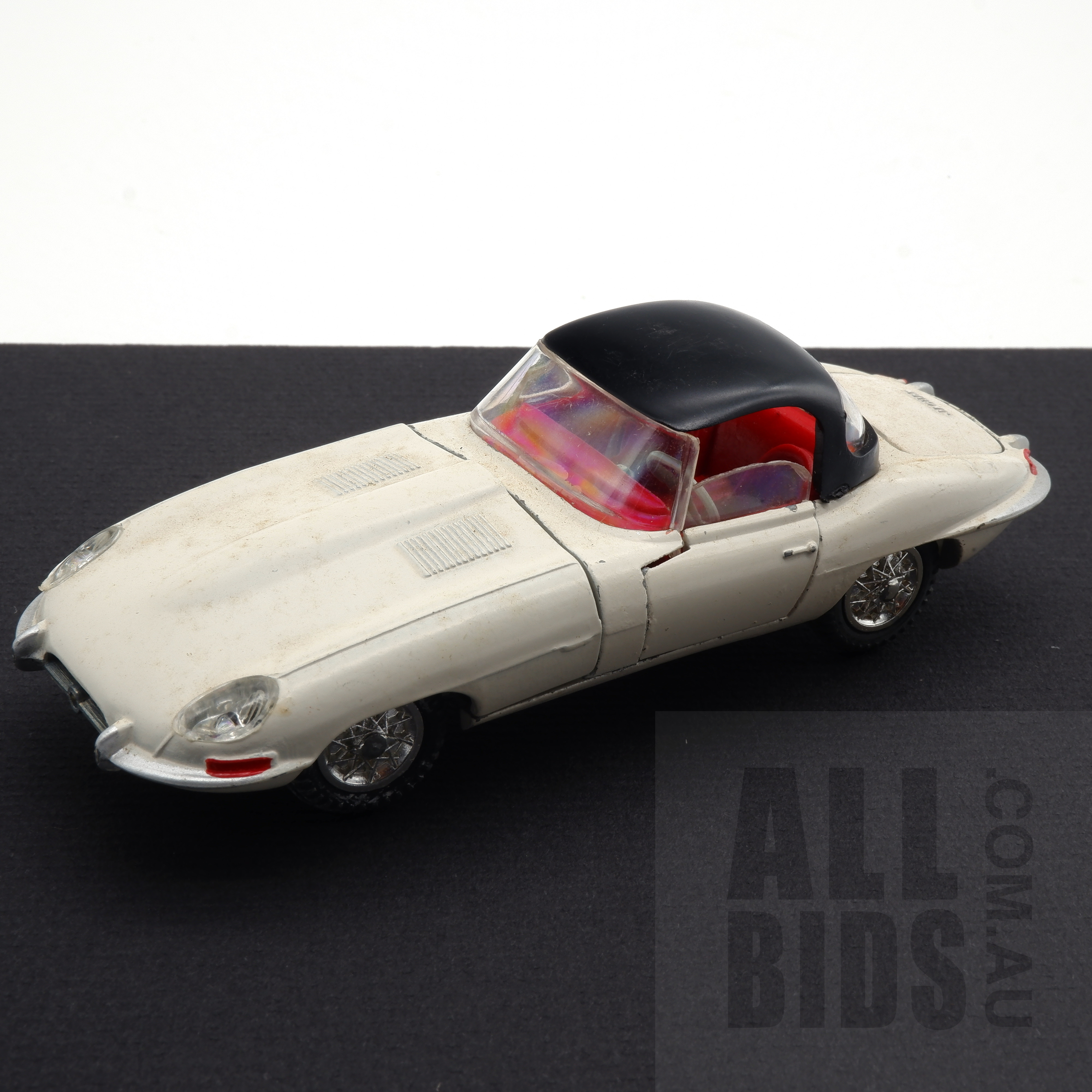 Tekno Dänemark 1:43 PKW Jaguar E-Type OFF WHITE Nr. 927 RARE IN STOCK