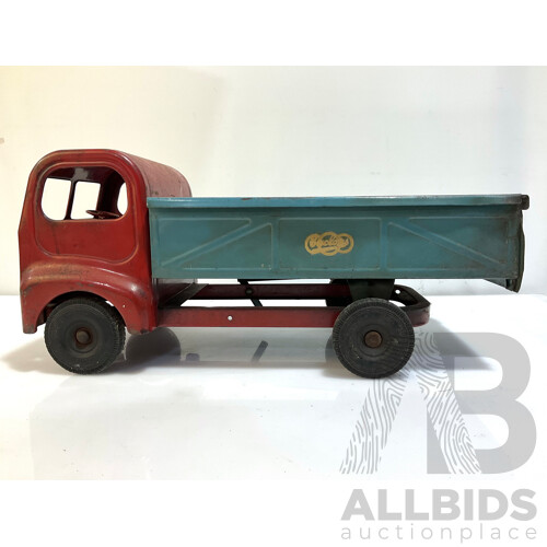 Vintage Cyclops Toy Truck With Functioning Tipper, Made in Australia