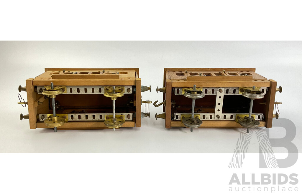 Rare Primus Engineering Wind Up Toy Steam Locomotive 217 and Carriages