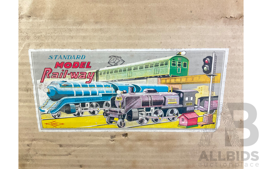 Vintage 'O' Gauge Three Rail Sakai Standard Model Steam Locomotive Set in Original Box, Made in Occupied Japan