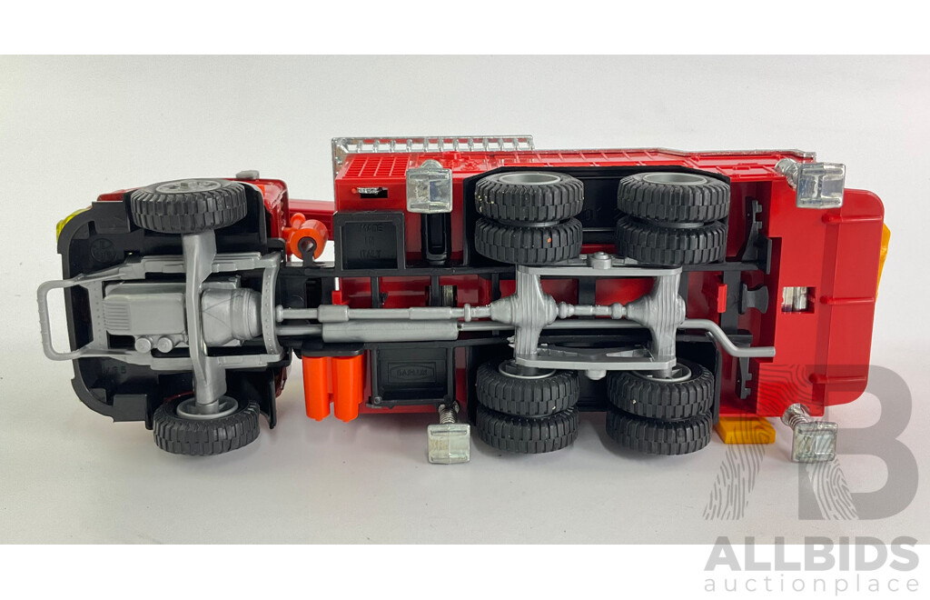CAMION POMPIERS FIAT 697TP au 1:35° - BARLUX Serie Truck 73070 - 1970's - Neuf EUR 79,90 - FR