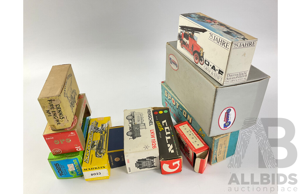 Collection of Approx Thirty Five Toy Model Boxes Including Tri-Ang, CKO, RAF, Matchbox and More