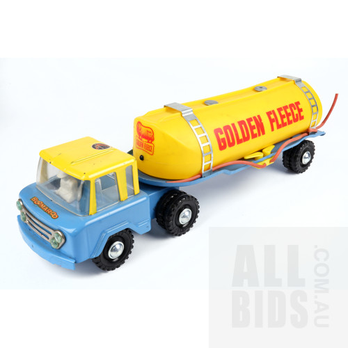 Vintage Tin/Plastic Boomaroo Golden Fleece petrol Tanker - Made In Australia