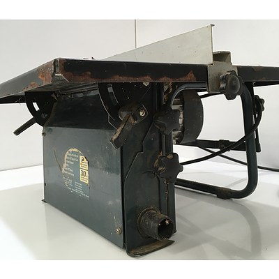GMC 1/2 Horsepower Mini Table Saw