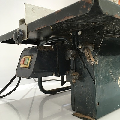 GMC 1/2 Horsepower Mini Table Saw