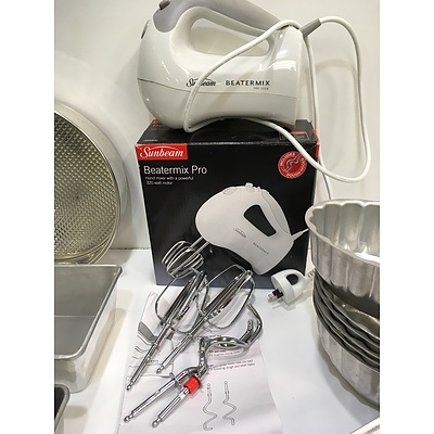 Sunbeam Beatermix Pro And Assorted Kitchenware - Lot Of 16