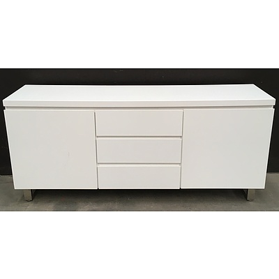 White Laminate Entertainment Unit