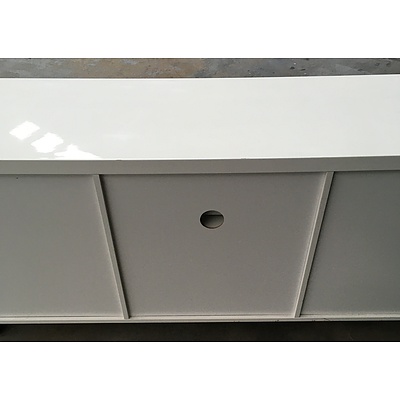 White Laminate Entertainment Unit