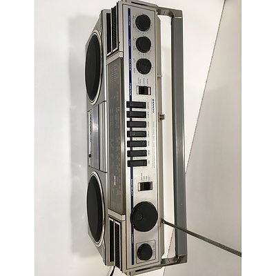 Sanyo Stereo Radio Cassette Recorder (M9927K)