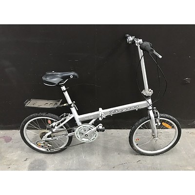 Pro Gear Cross Road Folding Bike
