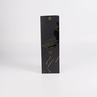 Johnnie Walker Black Label Blended Scotch Whiskey - Aged 12 Years - 700ml in Presentation Box