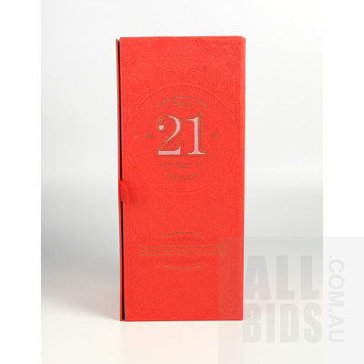 Glenfiddich Reserva Rum cask Finish Single Malt Scotch Whiskey - Aged 21 Years - 700ml in Presentation Box