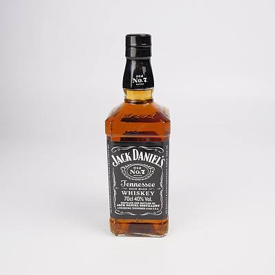 Jack Daniel's Old No. 7 Tennessee Sour Mash Whiskey - 700ml