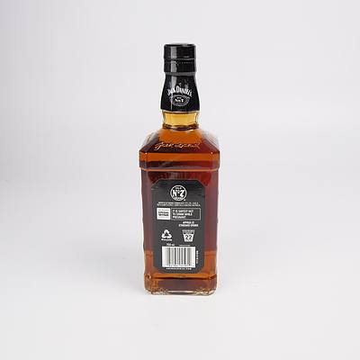 Jack Daniel's Old No. 7 Tennessee Sour Mash Whiskey - 700ml
