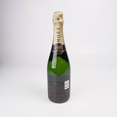 Moet and Chandon Imperial Champagne 750ml