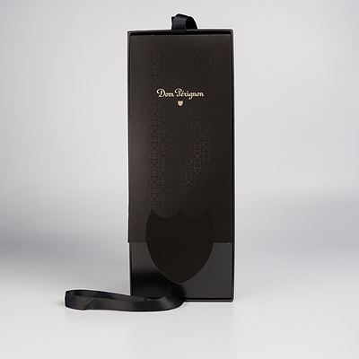 Dom Perignon Champagne Vintage 2010 in Presentation Box