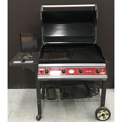 Jackeroo 4 Burner Hooded Barbecue And Barbecue Tool Kit