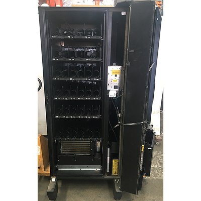 Wittern 3568A Note And Coin Operated Snack Refrigerated Vending Machine