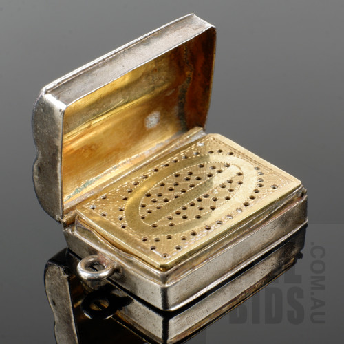 Georgian Sterling Silver Gilt Vinaigrette, Wardell & Kempson, Birmingham 1806, 17g