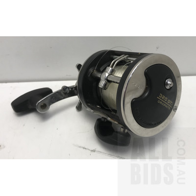 Penn 320 GTi Graphite Fishing Reel
