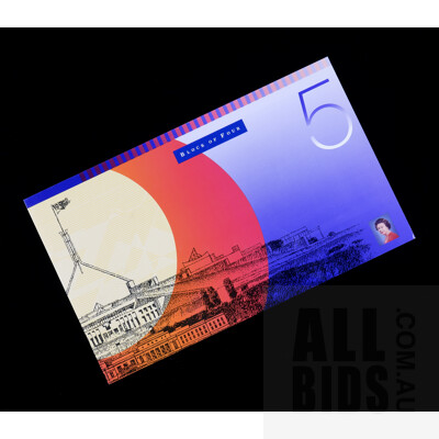 Block of Four 1996 $5 Notes in Folder, DE96000223, DF96000223, DM96000223 and EA96000223