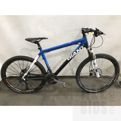 Giant XTC Advanced SL Carbon Mountain Bike