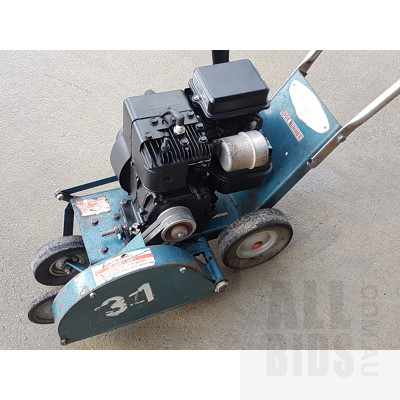 Rover Edge Runner Four Stroke Lawn Edger