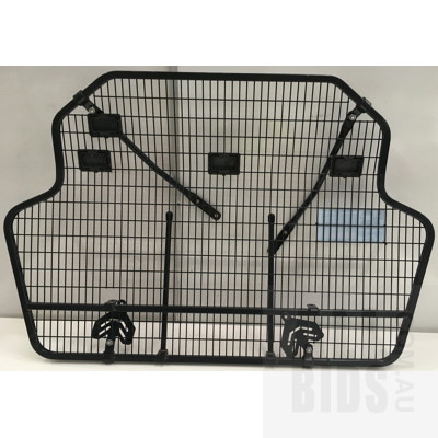 Subaru Milford Cargo Barrier