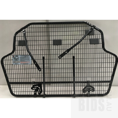 Subaru Milford Cargo Barrier