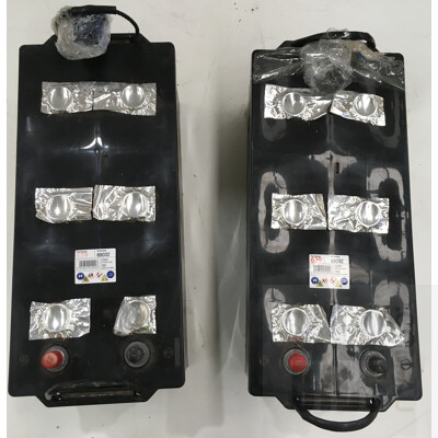 Yuasa 629 Cargo Truck Batteries 12v 180ah 1050cca - Lot of Two