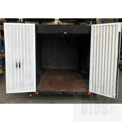 Single Axle Covered Trailer
