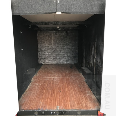 Single Axle Covered Trailer