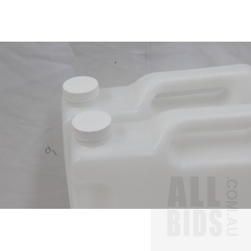 4 Litre Poly Food Grade Fluid Transport Containers - Lot of Seven