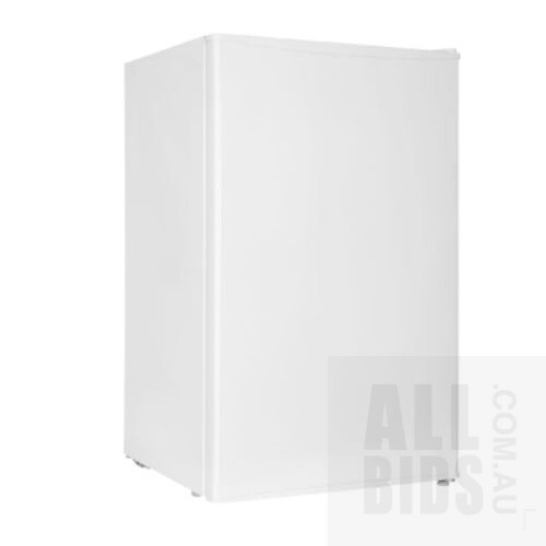 Palsonic 112 Litre Bar Fridge PW112SBF ORP $219.00