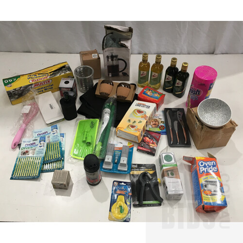 Assorted Homeware Including Moro Extra Virgin Olive oil And Maxwell Williams Blend Plunger 1L